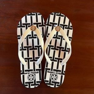 Tory Burch Flip-flop Sandal Size 9